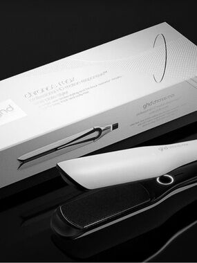 ghd White and Black Salon Hair Straightener